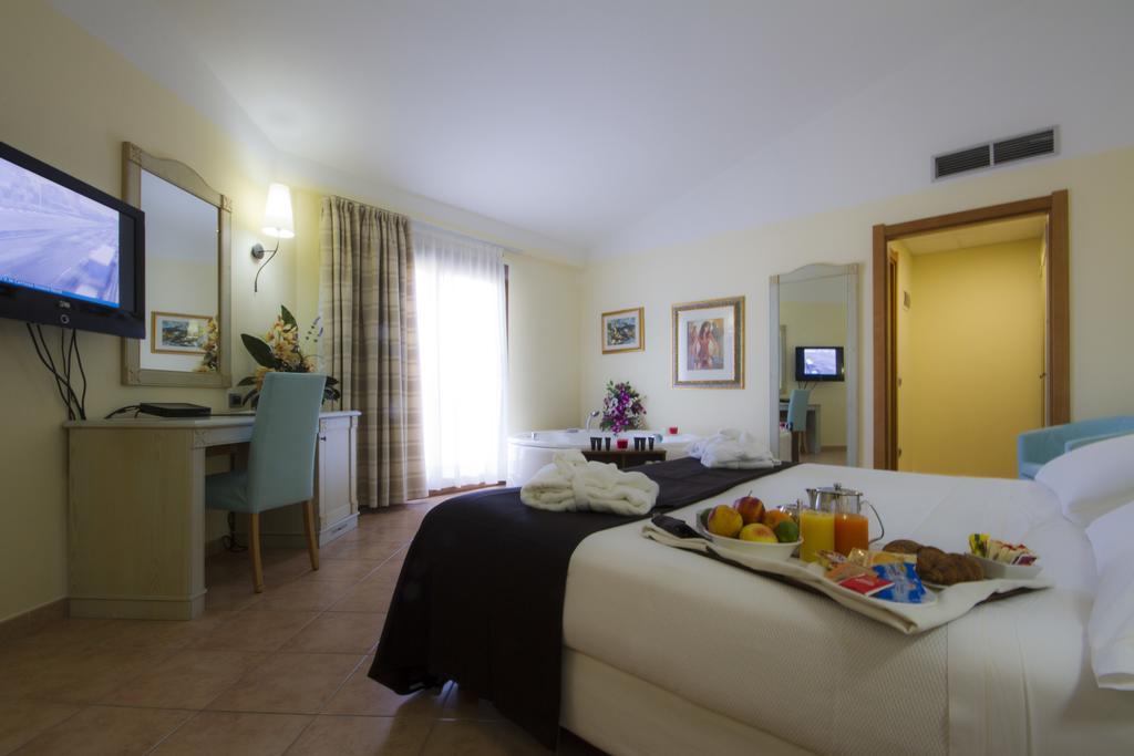 קאלה גונונה Hotel Brancamaria חדר תמונה